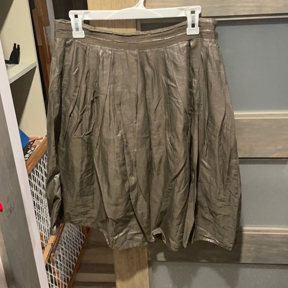 Shimmery ruffled midi skirt
